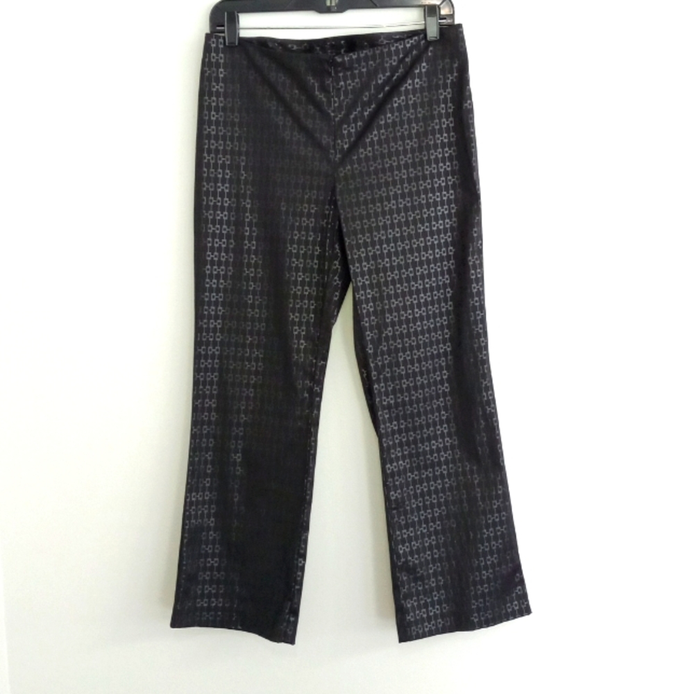 Express Crop w/ chain link design